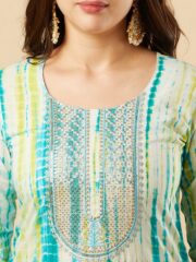 AADIVAA Women Dyed Regular Thread Work Kurta with Trousers & With Dupatta - Image 5