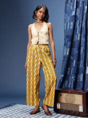 Women Printed Straight Fit Pleated Ikat Trousers - Image 4