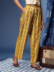 Women Printed Straight Fit Pleated Ikat Trousers